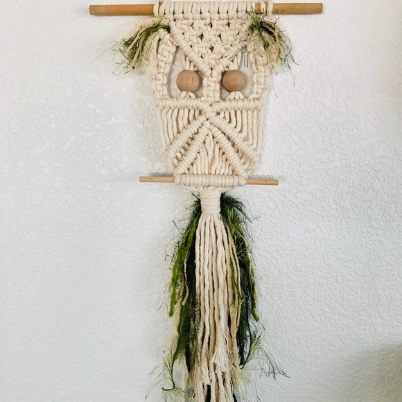 Handmade macrame owl - Picture 6 of 7